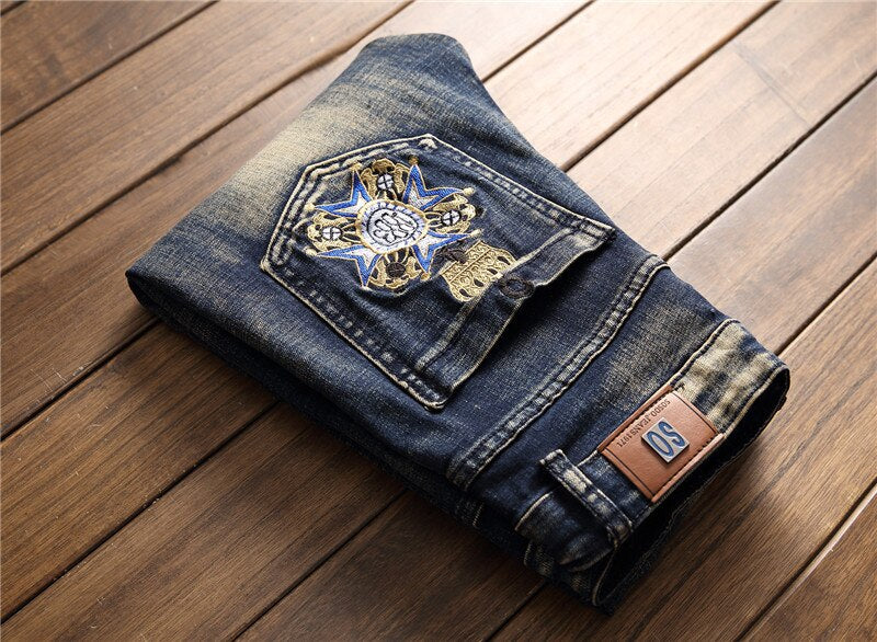 Men’s patched embroidery slim jeans